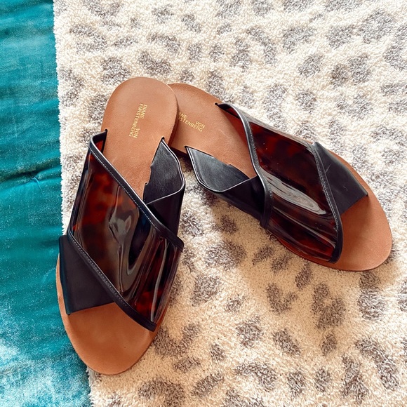 Diane Von Furstenberg Shoes - Diane von furstenburg tortoise leather flats